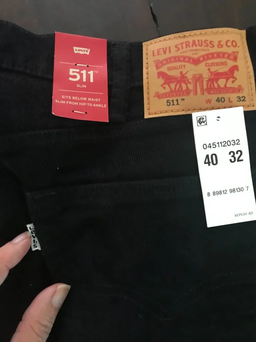 Levis men black